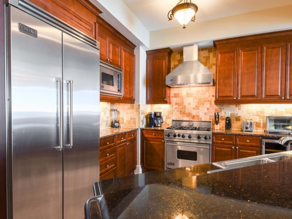 Luxury Beachfront Retreat with Sweeping Gulf Views in Okaloosa Island