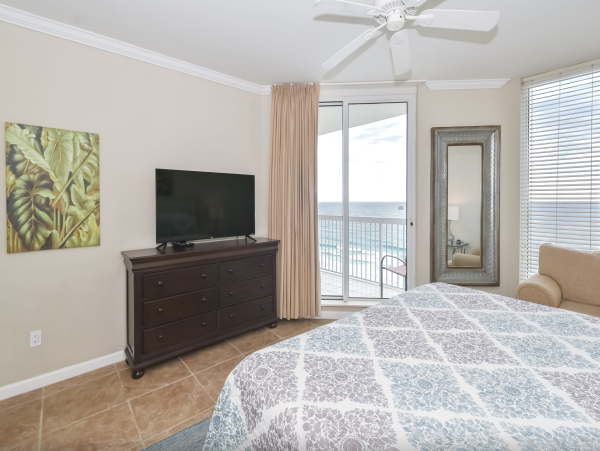 Four Bedroom Destin Beachfront Residence WOW