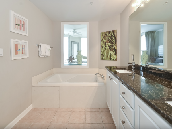 Four Bedroom Destin Beachfront Residence WOW
