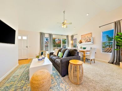 Charming La Jolla Vacation 2 Bed Cottage Sleeps Eight Guests