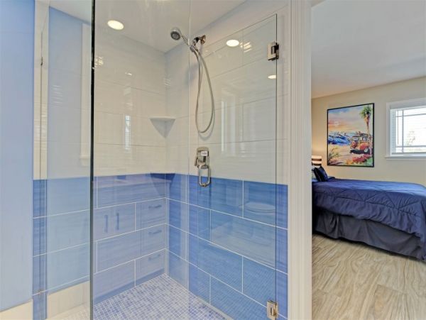 Sombrero Beach Vacation Home Sleeps 10 Short Walk to Beach