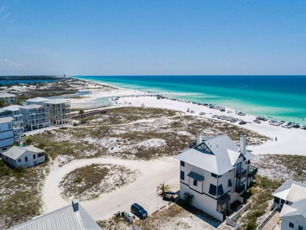 Grayton Beach Vacation Rental: Gulf Views & Luxury