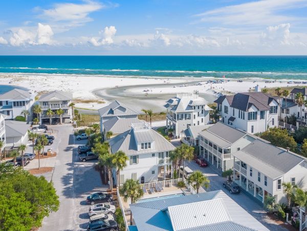 Santa Rosa Beach Vacation Home Three Bedroom Short Walk to Beach