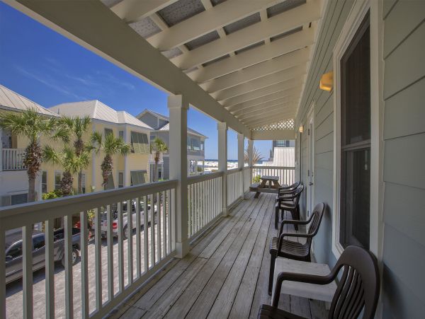 Santa Rosa Beach Vacation Home Three Bedroom Short Walk to Beach