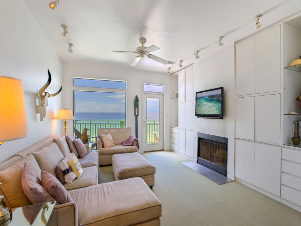 Lovely 2 Bedroom Condo with Amazing Views