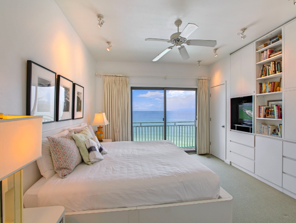 Lovely 2 Bedroom Condo with Amazing Views