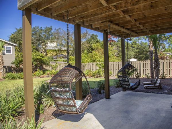 Three Bedroom Home in Seagrove Beach Sleeps 14