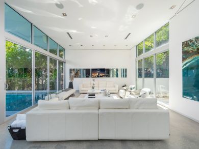 Amazing 4 Bedroom Luxury Home  Pool & Panoramic Bay Views