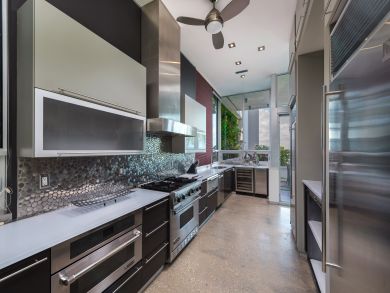 Amazing 4 Bedroom Luxury Home  Pool & Panoramic Bay Views