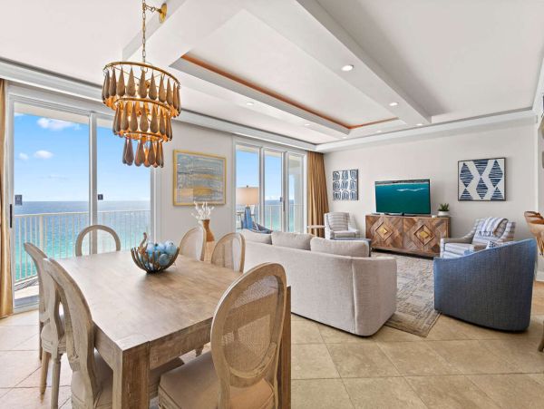 Luxurious Penthouse Vacation Rental in Miramar Beach