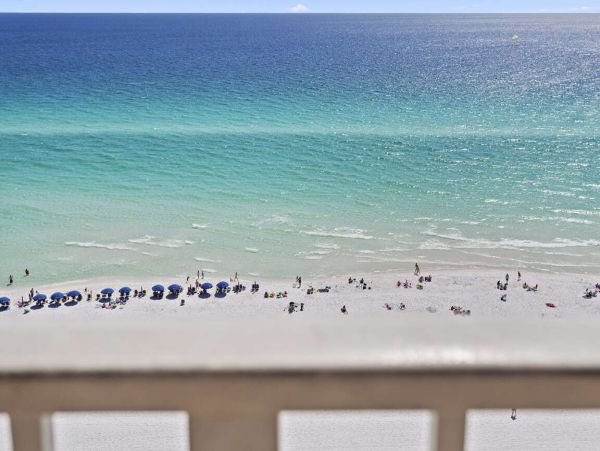Luxurious Penthouse Vacation Rental in Miramar Beach