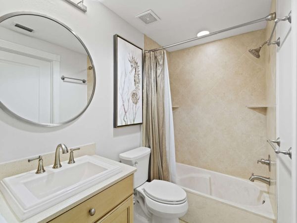 Luxurious Penthouse Vacation Rental in Miramar Beach