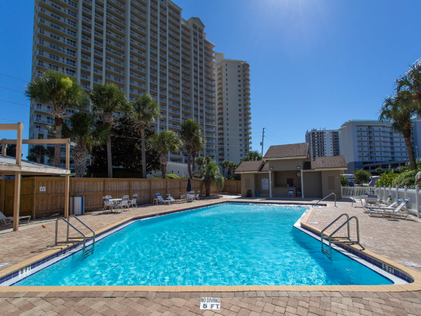 Three Bedroom Condo with Sensational Views