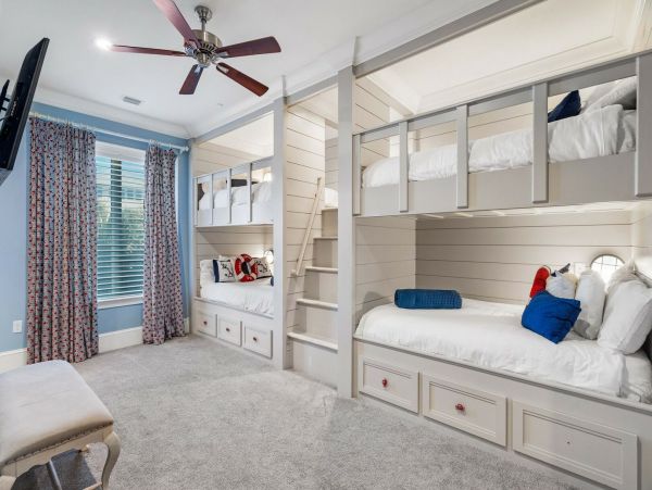 Miramar Beach Vacation Penthouse Sleeps 16 Guests With Pool