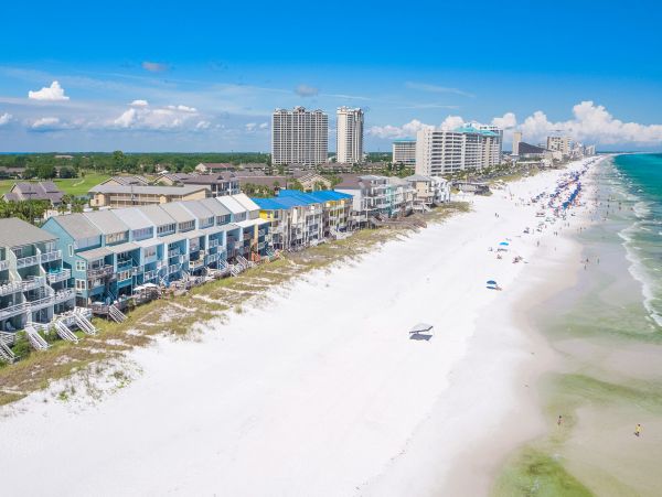 Beachfront Four Bedroom Condo with Great Views Sleeps 14