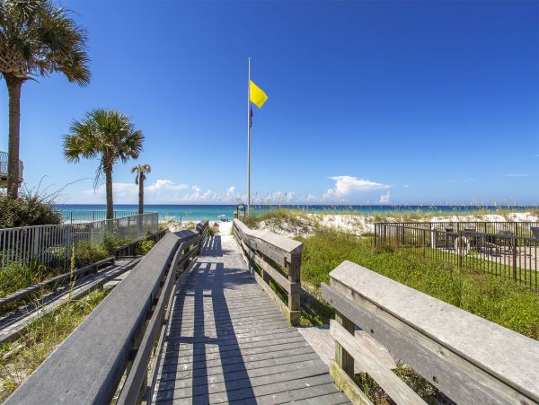 Beautiful Pool Home in Miramar Beach Only One Block to Beach