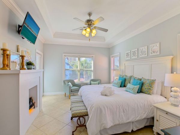 Beautiful Pool Home in Miramar Beach Only One Block to Beach