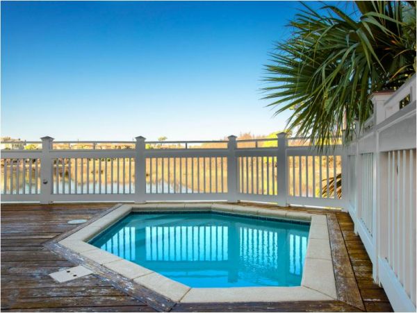Walk to Beach Vacation Home Five Bedroom in Miramar Beach