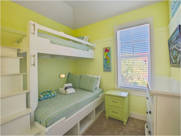Walk to Beach Vacation Home Five Bedroom in Miramar Beach