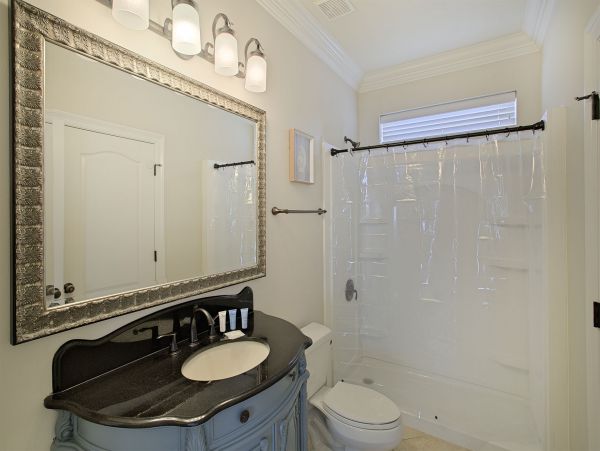 Miramar Vacation Home With Private Pool Short Walk To Beach