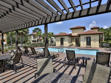 DESTIN RESORT STYLE HOME 3 BEDROOM 3 BATHROOM HOME SLEEPS 8
