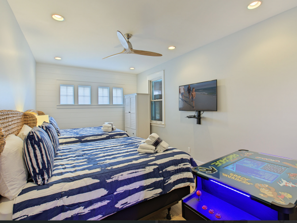 Beachfront Delight! New Rental Just In!
