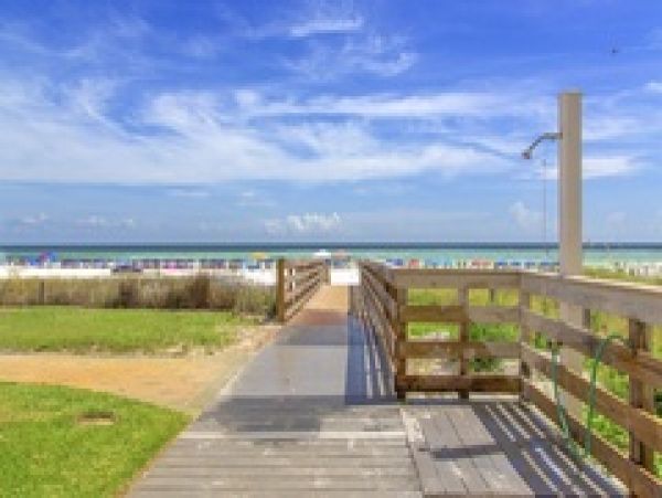 Two Bedroom Beach Cottage with Private Pool