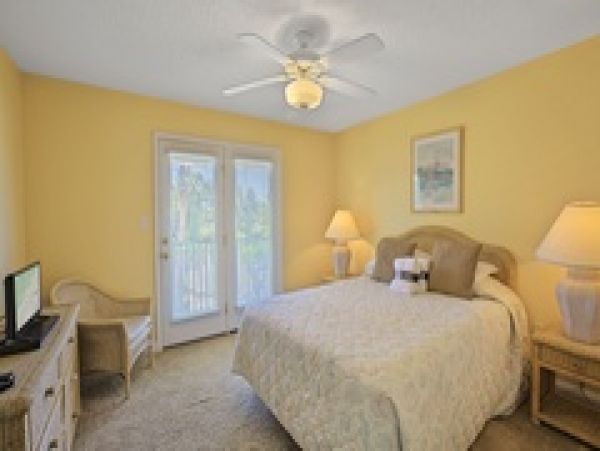 Two Bedroom Beach Cottage with Private Pool