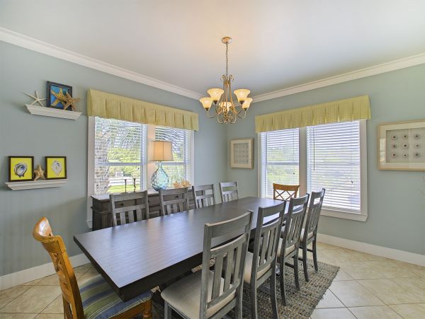 Outstanding Location in a Famous Community!