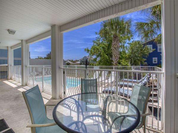 Outstanding Location in a Famous Community!