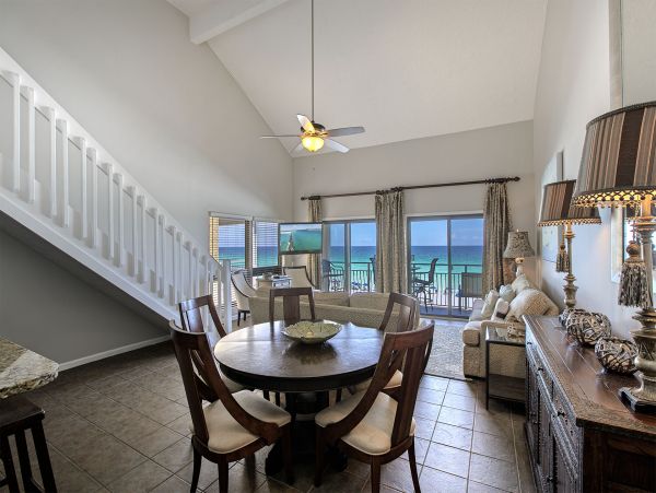 Two stories Oceanfront Condominium Sleeps 10