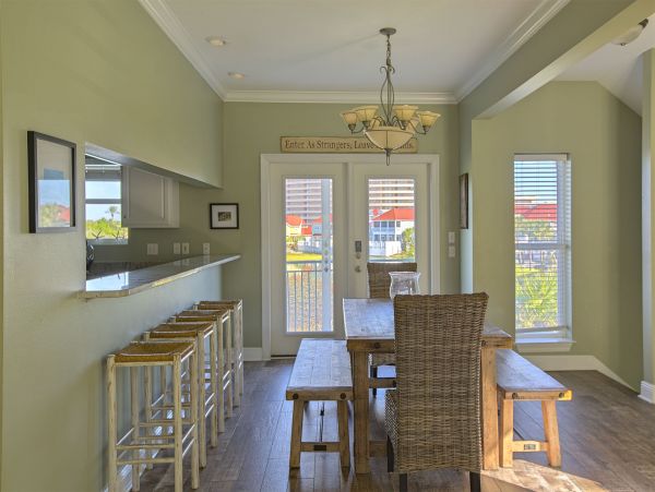 Short Walk to Beach Miramar Vacation Home With Five Bedrooms