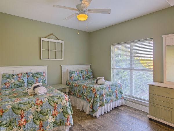 Short Walk to Beach Miramar Vacation Home With Five Bedrooms