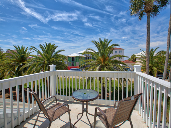 Main House and Guest House Luxury New Destin Vacation Home