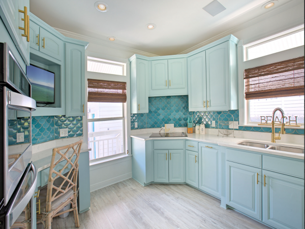 Main House and Guest House Luxury New Destin Vacation Home