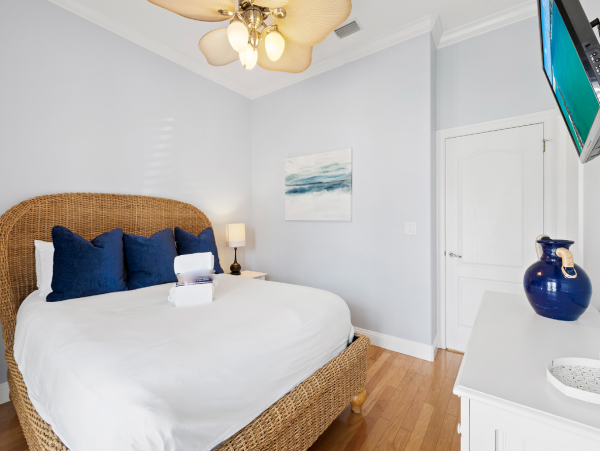 Destin Home Main House + Guest House Sleeps 16 Guests Total