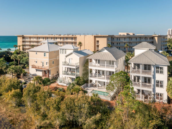 Gracious Vacation Home in the Heart of Miramar Beach