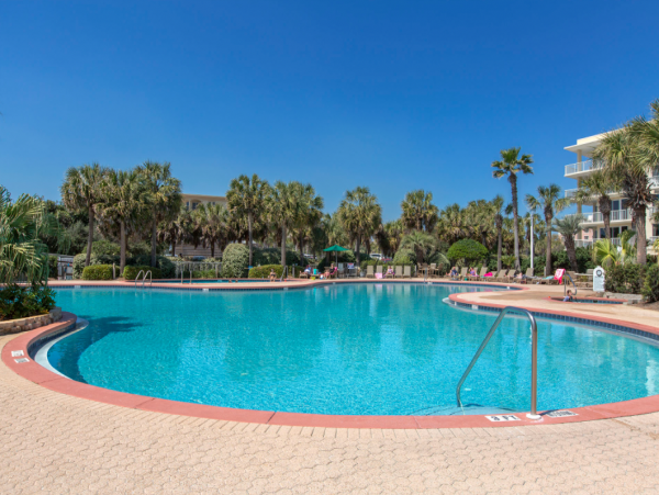 Gracious Vacation Home in the Heart of Miramar Beach