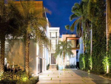 Luxurious & Elegant Villa with Private Pool & Great Views