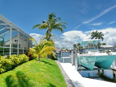 Gorgeous Marco Island Vacation Pool Home Sleeps 8 Guests