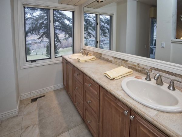 Ski In/Ski Out Beaver Creek 3 Bedroom + Loft Townhome