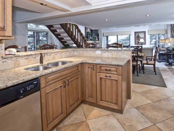 Ski In/Ski Out Beaver Creek 3 Bedroom + Loft Townhome