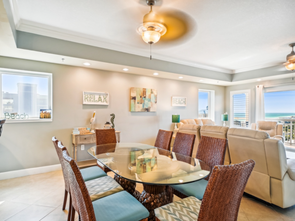 Luxurious Gulf View Condo in Destin's Premier Location