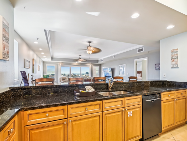 Luxurious Gulf View Condo in Destin's Premier Location