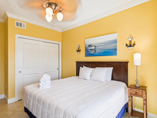 Luxurious Gulf View Condo in Destin's Premier Location