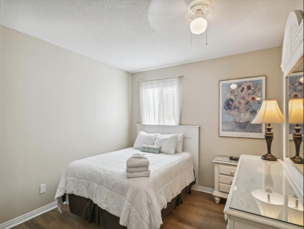 3 Bedroom Vacation Townhome in Destin Steps from Beach