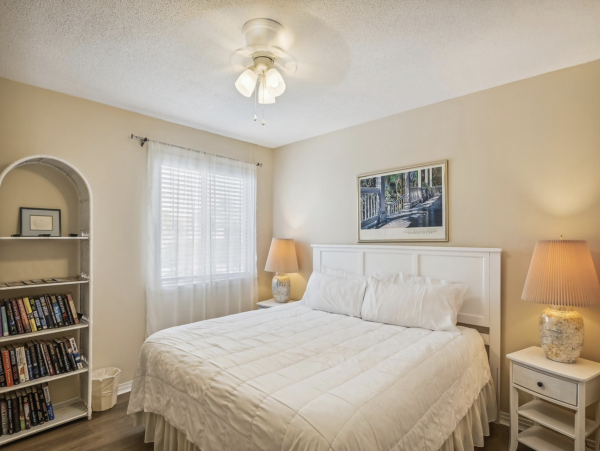 3 Bedroom Vacation Townhome in Destin Steps from Beach