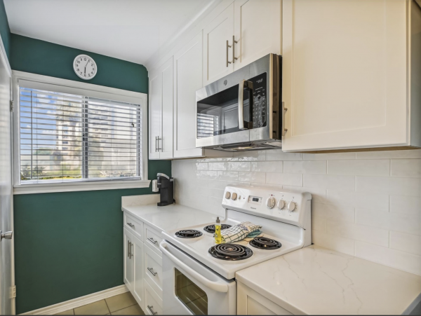 3 Bedroom Vacation Townhome in Destin Steps from Beach