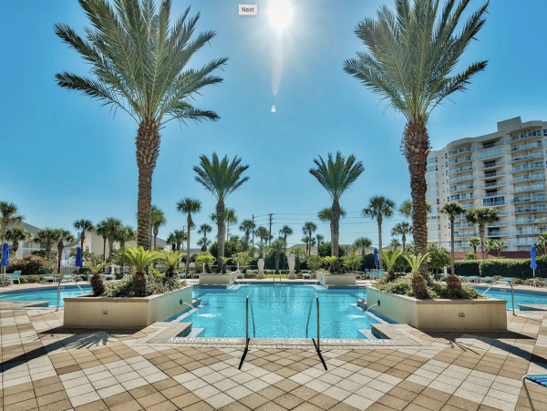 Destin Luxury 3 Bedroom Spacious Condo with Pool & Views