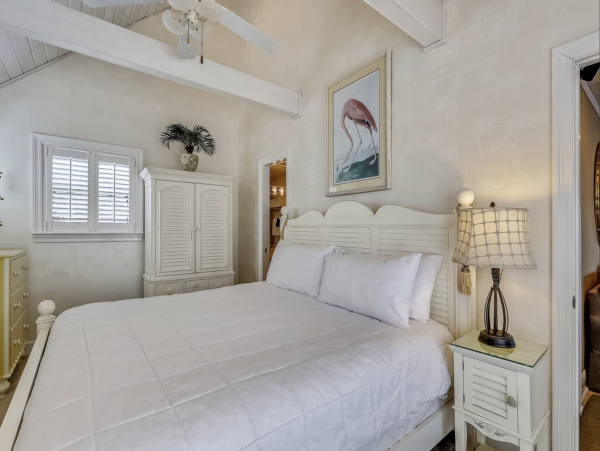 Three Bedroom Sleeps 10 Guests Flip Flop Stroll Private Beach